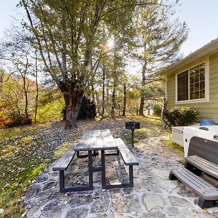 3 Bed 2 Bath Vacation Home In Whittier ภายนอก รูปภาพ