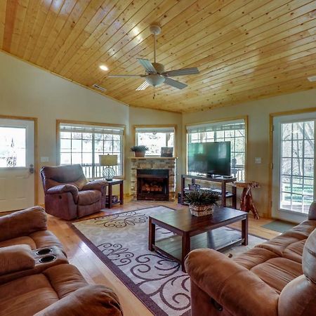 3 Bed 2 Bath Vacation Home In Whittier ภายนอก รูปภาพ