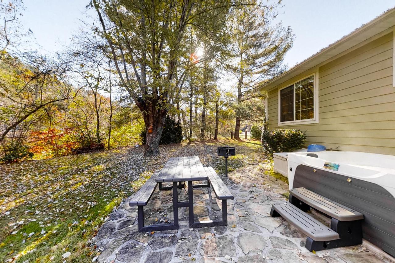 3 Bed 2 Bath Vacation Home In Whittier ภายนอก รูปภาพ