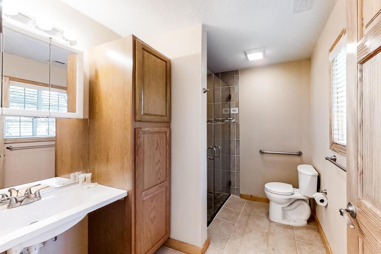 3 Bed 2 Bath Vacation Home In Whittier ภายนอก รูปภาพ